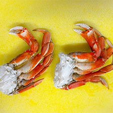 Dungeness Crab - Claws & Body Meat clusters 25 lbs box